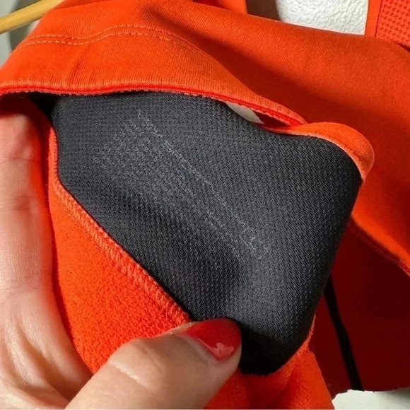 Victoria secret sports bra L - Picture 4 of 4